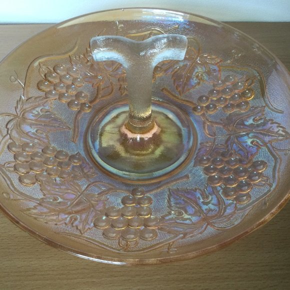 Vintage Carnival luster Glass serving tray plate with handle grapes motif Amber - Picture 3 of 7